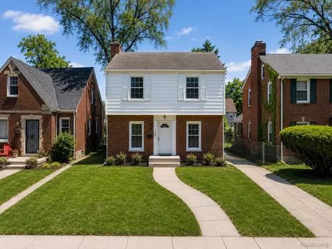 16608 Fenmore St, Detroit, MI 48235
