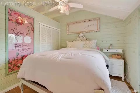 Bedroom - 109 Wompole Dr, Village Of Clarkston, MI 48346 photo 1 of 6