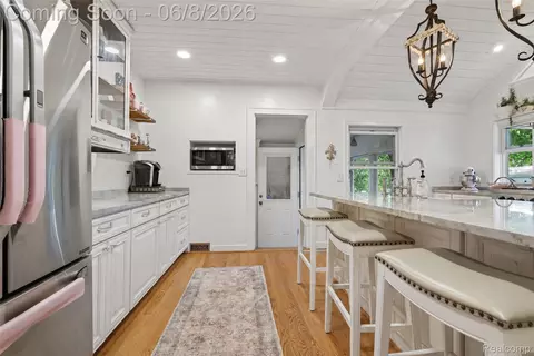 Kitchen - 109 Wompole Dr, Village Of Clarkston, MI 48346 photo 1 of 5