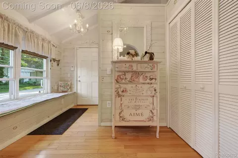 Entry Way - 109 Wompole Dr, Village Of Clarkston, MI 48346 photo 1 of 2