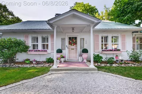 109 Wompole Dr, Village Of Clarkston, MI 48346