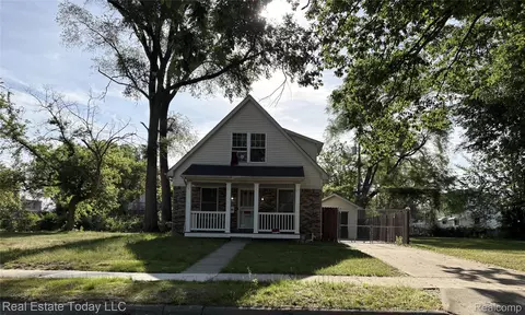 21056 Woodside Ave, Royal Oak, MI 48220