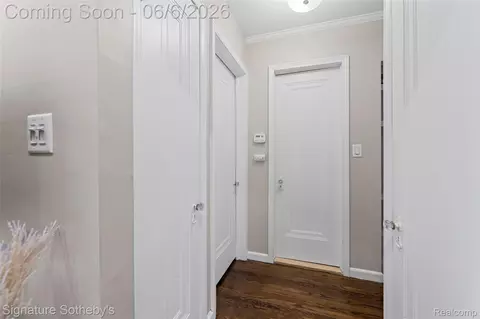 Entry Way - 674 E Webster St, Ferndale, MI 48220 photo 2 of 2
