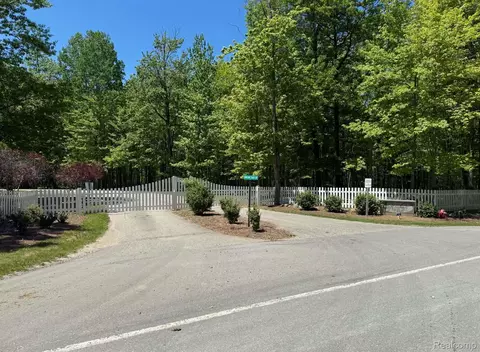 lot15 Towering Oaks Dr, Port Austin, MI 48467