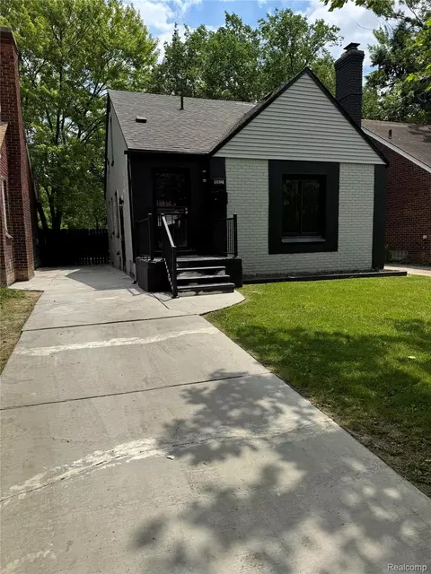 10822 Mckinney St, Detroit, MI 48224