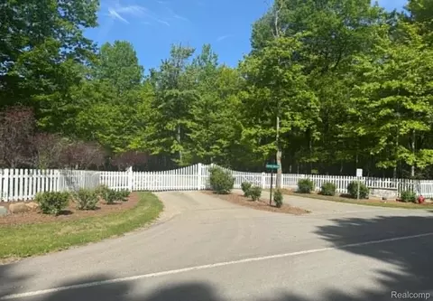 lot16 Towering Oaks Dr, Port Austin, MI 48467