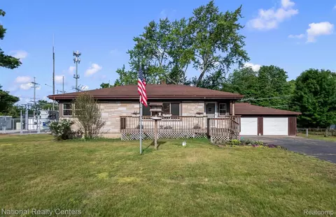 2942 S Baldwin Rd, Orion, MI 48360