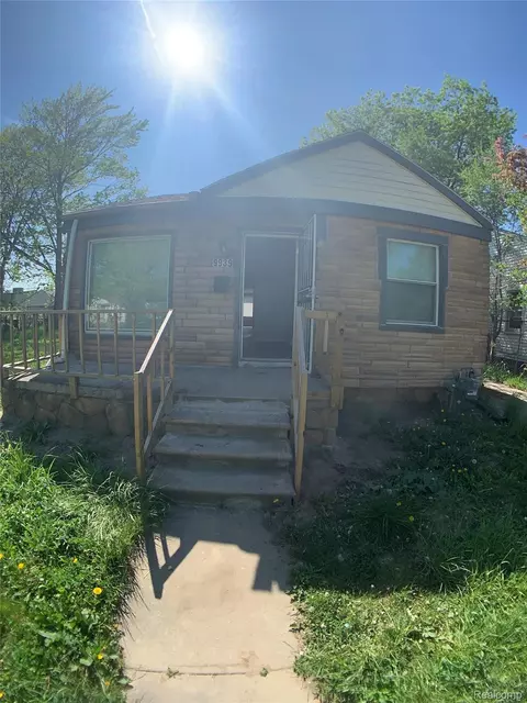 9939 Prest St, Detroit, MI 48227