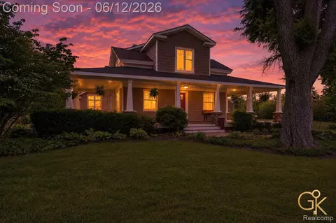 1293 Burns Rd, Milford, MI 48381