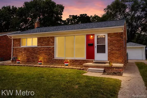 29171 Mark Ave, Madison Heights, MI 48071