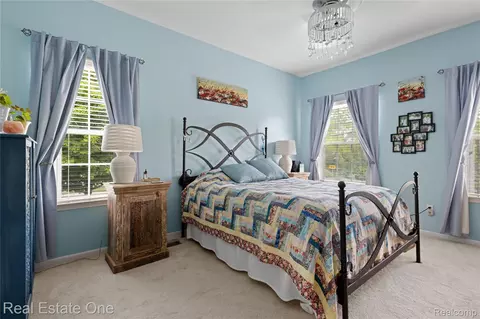 Bedroom - 731 E Bluff Ct, Rochester Hills, MI 48307 photo 1 of 4