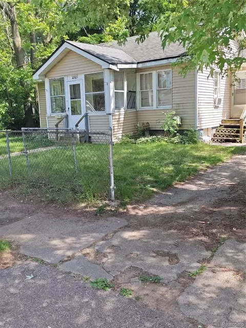 416 Dell Ave, Flint, MI 48507