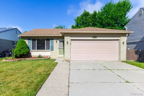 32016 Belcrest Rd, Brownstown, MI 48173