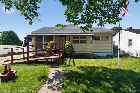 3842 Beechwood Ave, Flint, MI 48506