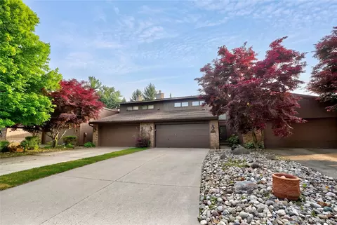 Exterior - 1448 Beaumont Ct, Flushing, MI 48433 photo 4 of 12