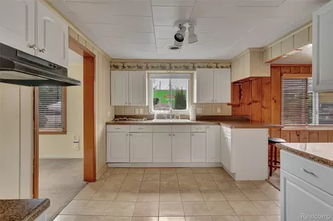 Kitchen - 4901 Pointe Tremble Rd, Algonac, MI 48001 photo 1 of 3