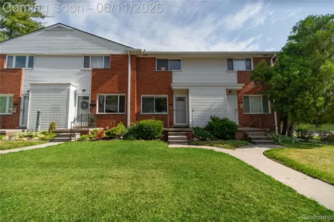 502 W Houstonia Ave, Royal Oak, MI 48073