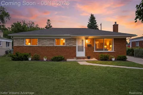 25506 Virginia Dr, Warren, MI 48091