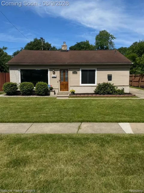 28111 Brentwood St, Southfield, MI 48076