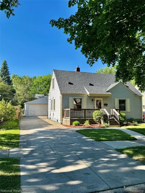 2009 Barrett Ave, Royal Oak, MI 48067