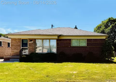 24211 Manistee St, Oak Park, MI 48237