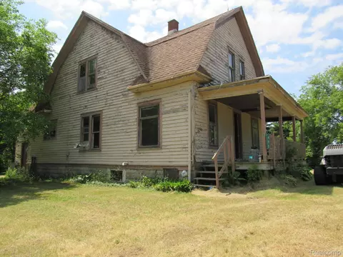 695 W Cass Avenue Rd, Portsmouth, MI 48708