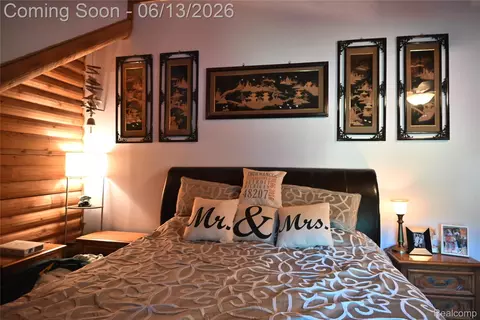 Bedroom - 16501 Hannan Rd, Romulus, MI 48174 photo 2 of 3