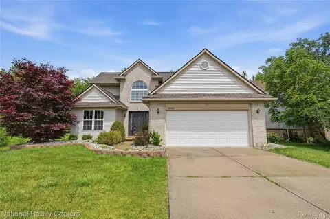 14844 Santa Anita Ave, Livonia, MI 48154
