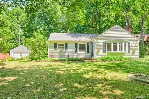 580 N Almont Ave, Imlay City, MI 48444