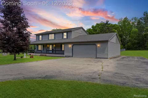 11050 Old Orchard Ct, Roscommon, MI 48653