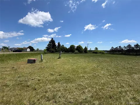 1431 Preston Dr, Butman, MI 48624 photo 2