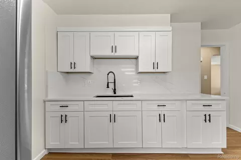 Kitchen - 22312 Madison St, Dearborn, MI 48124 photo 2 of 5