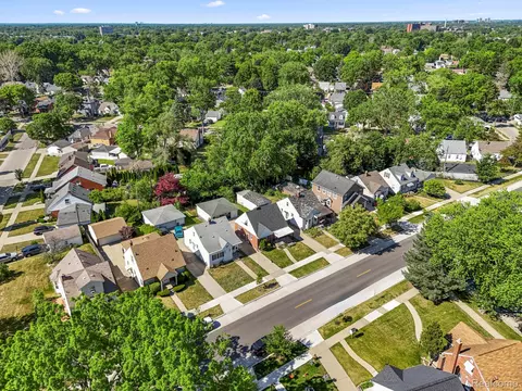 View/Area - 22312 Madison St, Dearborn, MI 48124 photo 7 of 9