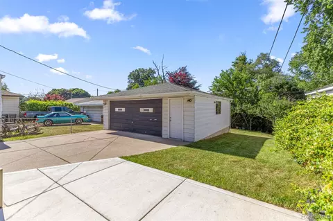 Exterior - 22312 Madison St, Dearborn, MI 48124 photo 6 of 7