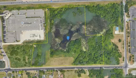 1605 Taylor Rd, Auburn Hills, MI 48326