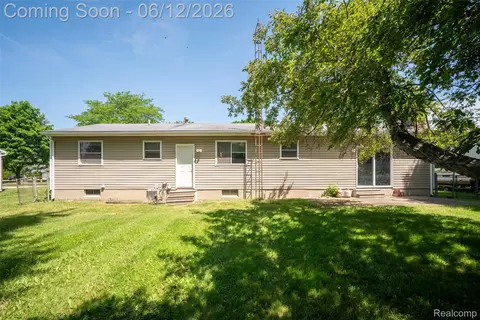 Other - 1518 Diane Dr, Flushing, MI 48433 photo 12 of 14