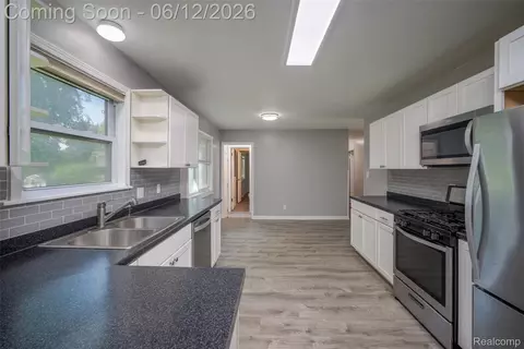 Other - 1518 Diane Dr, Flushing, MI 48433 photo 3 of 14