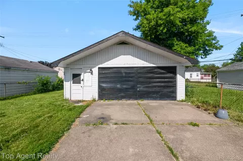 Other - 22085 Rausch Ave, Eastpointe, MI 48021 photo 13 of 15