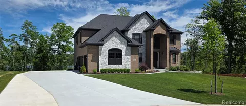 6002 Monarch, Village Of Clarkston, MI 48348