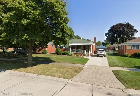 3404 S Lynn Ct, Trenton, MI 48183