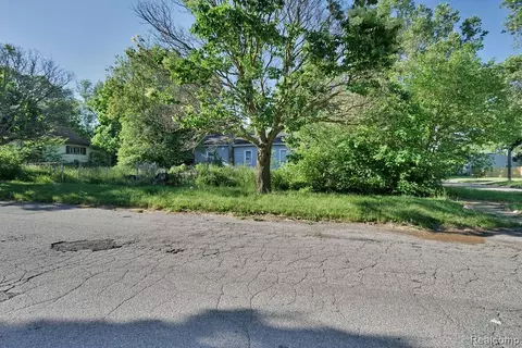 4201 Brunswick Ave, Flint, MI 48507