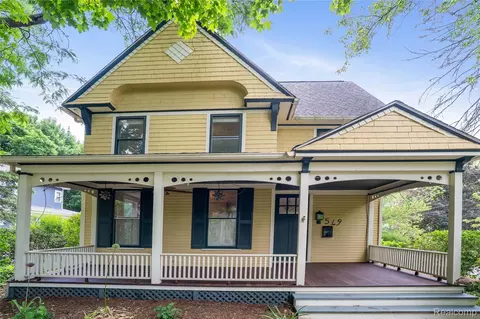 549 W Dunlap St, Northville, MI 48167
