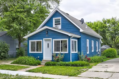 1812 E Meyers Ave, Hazel Park, MI 48030