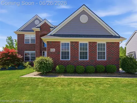 8836 Amaranth Ln, Ypsilanti, MI 48197