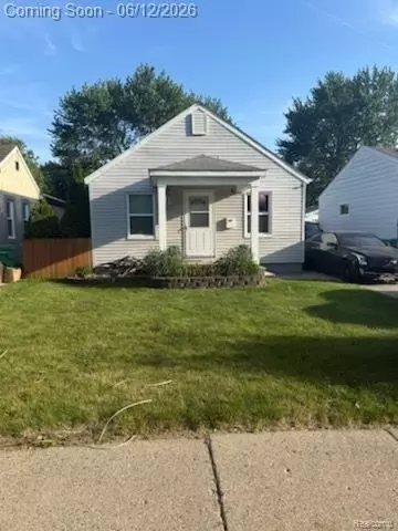 29025 Dawson St, Garden City, MI 48135