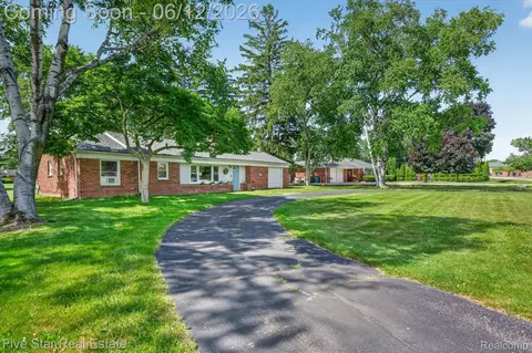 Other - 82 E Hurst Dr, Troy, MI 48085 photo 2 of 21