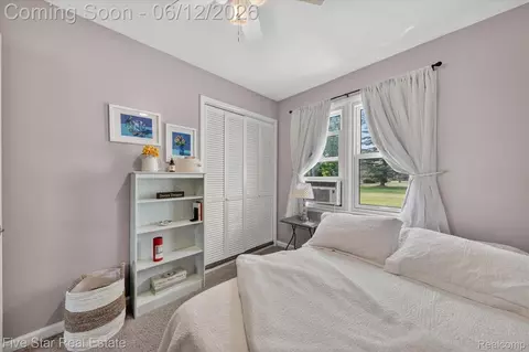 Bedroom - 82 E Hurst Dr, Troy, MI 48085 photo 4 of 8