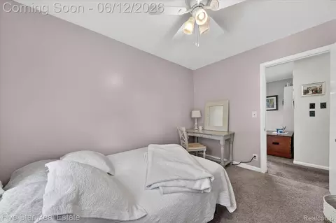 Bedroom - 82 E Hurst Dr, Troy, MI 48085 photo 5 of 8