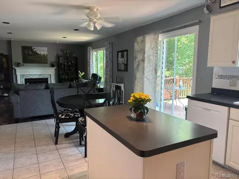 Kitchen - 2136 Millstream Dr, Wixom, MI 48393 photo 2 of 3