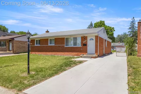 29578 Brown Ct, Garden City, MI 48135